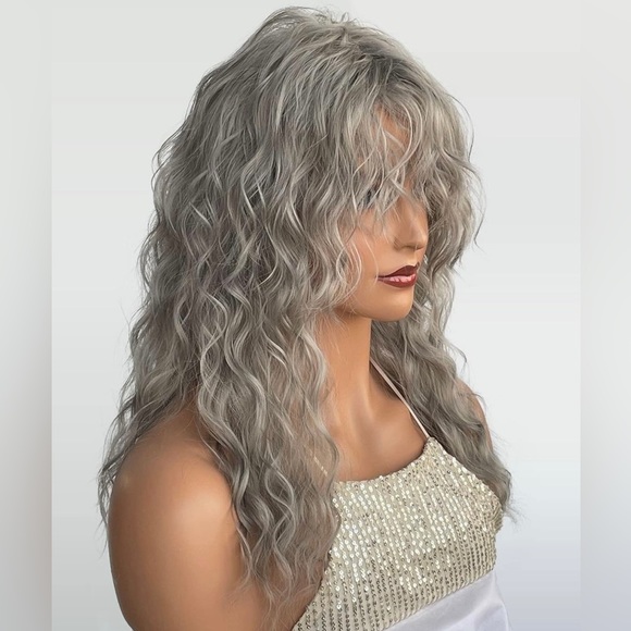 - Human hair blend grey curly wavy wig with bang - Picture 3 of 5